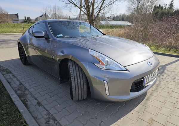 Nissan 370 Z cena 97000 przebieg: 150000, rok produkcji 2016 z Kraków małe 121